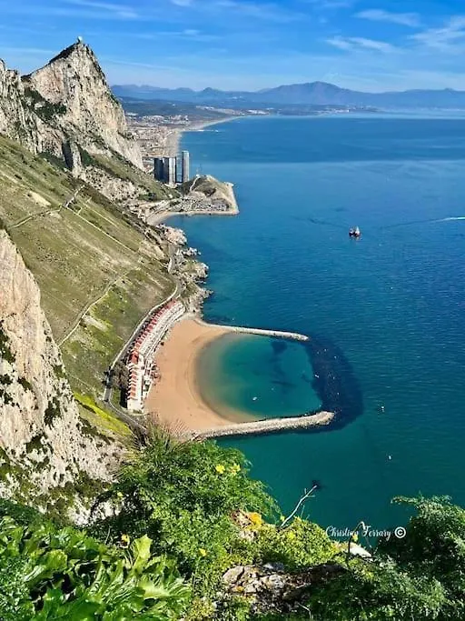 Beach Front Apartment Γιβραλτάρ