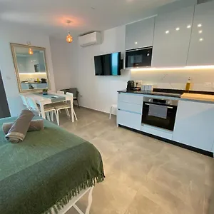 New Luxury Sunrise Oceanview In Apartment